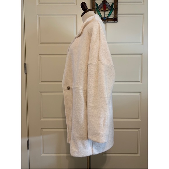 Banana Republic Luxe Cardigan - Picture 4 of 7